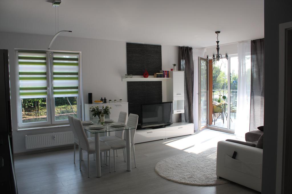U-Stay Bond Apartament Kolobrzeg Luaran gambar